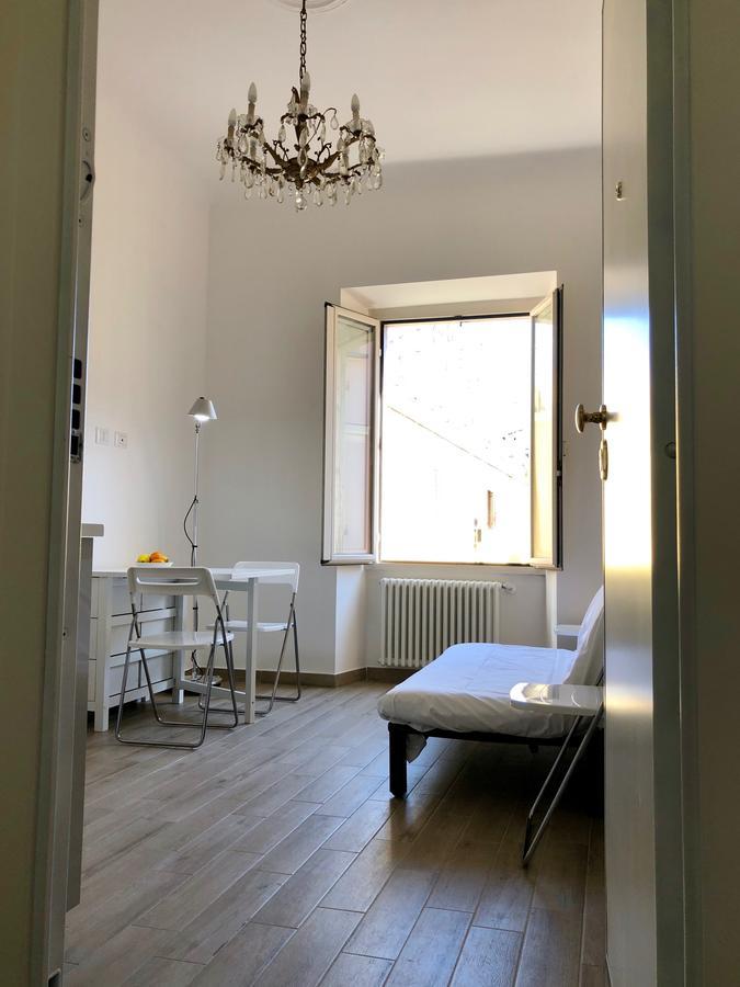 Termini Station Little House Apartment Rome Exterior photo